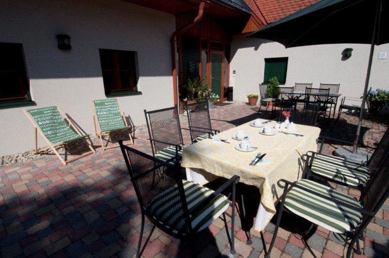 Hotel Garni Winzerhof Hoedl Wagna Exterior foto